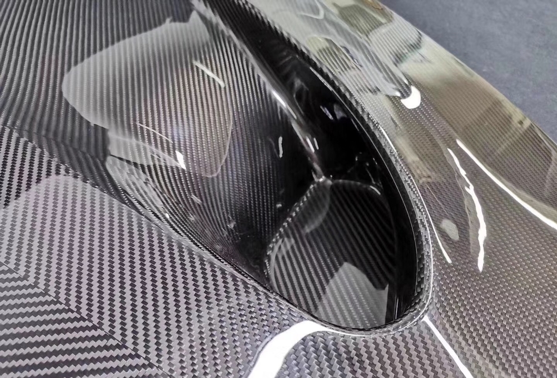 O auto lado do bordo da parte dianteira da fibra do carbono do estilo do OEM da parte do corpo exala o exterior traseiro da desmancha prazeres
